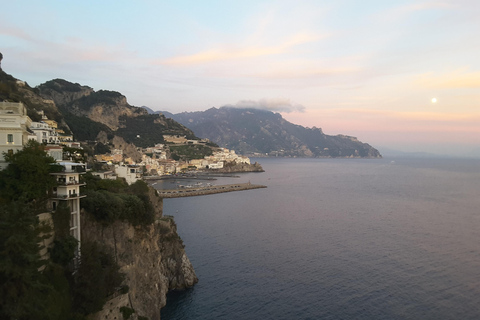 Sorrente : visite en petit groupe d&#039;une jounée sur la côte amalfitaine