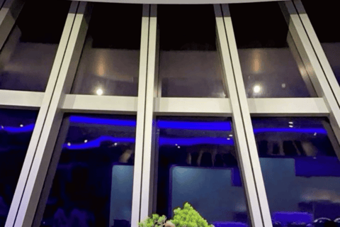 Colombo: Lotus Tower 360° Revolving Buffet & Tuk-Tuk Safari Meet at Lotus Tower Entrance: Restaurant Lunch/Dinner Buffet