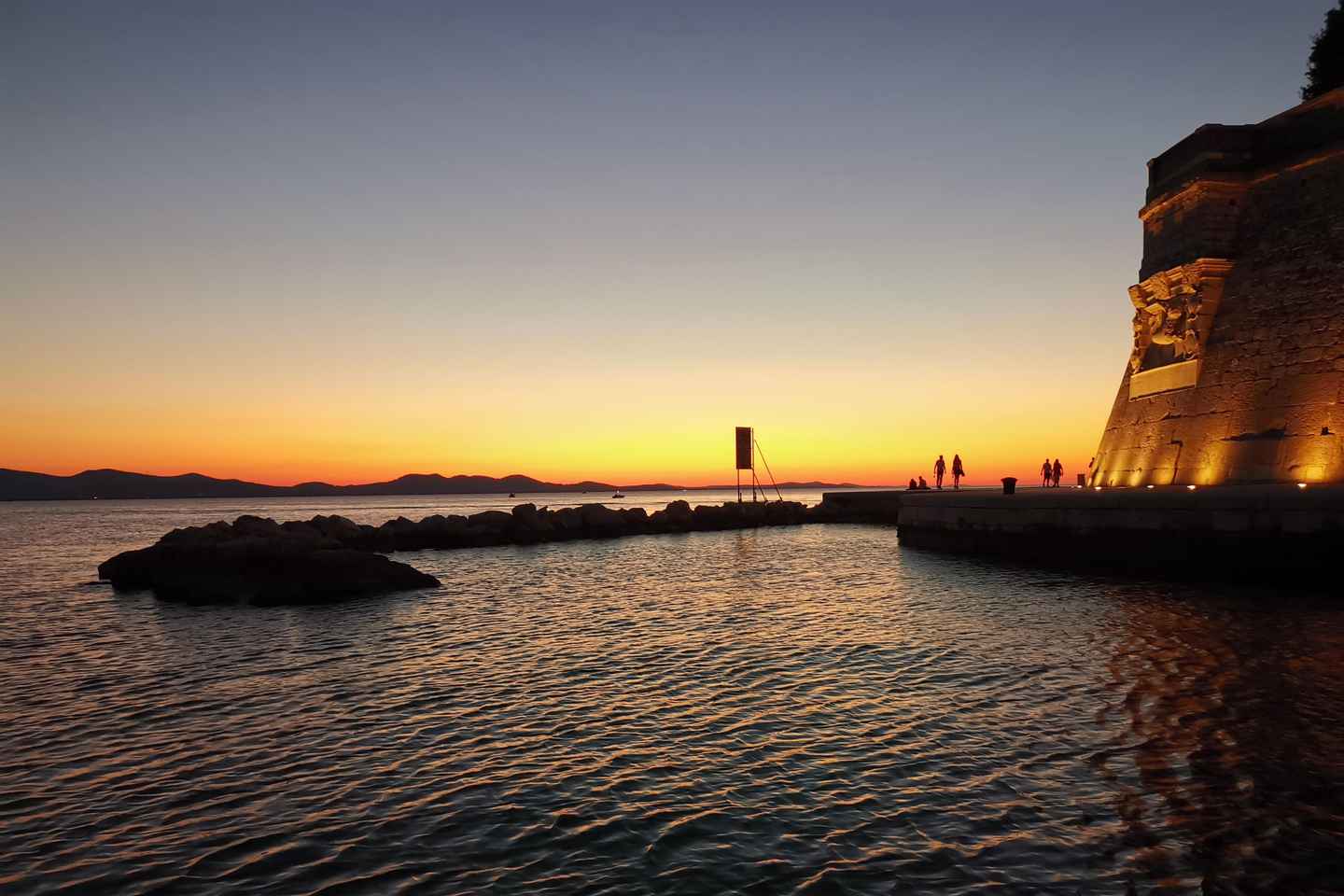 Sólseturssigling í Zadar: Njóttu freyðivíns á kvöldi