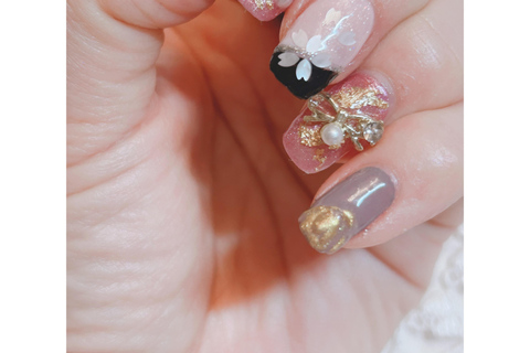 Yokohama: Japansk nagel- och hårstyling, sminkning, kimonouthyrningJapansk nagel