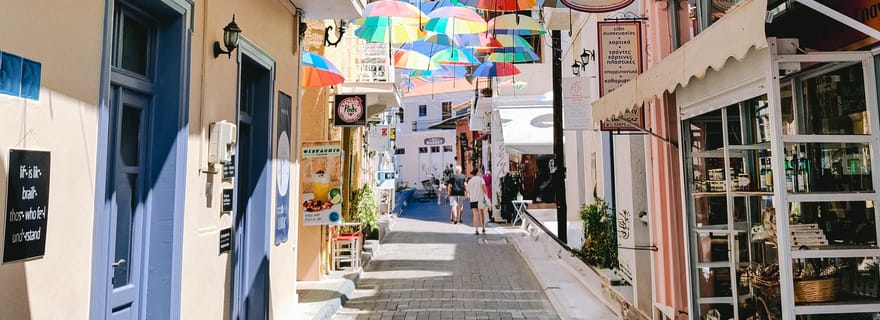 Aegina: Guided Walking Tour with Food Tastings
