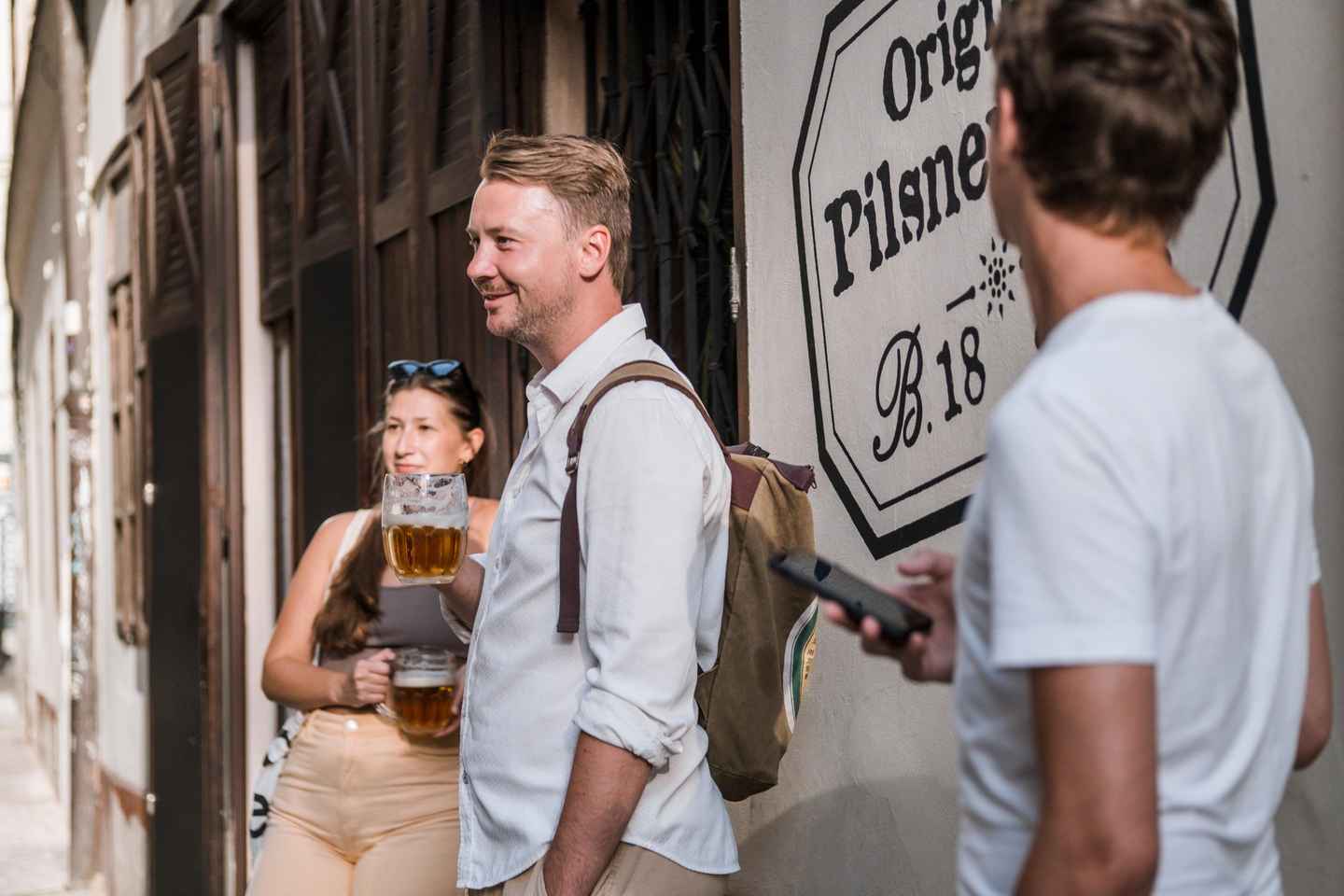 Prague: Local Pub Walking Tour with 5 Beers