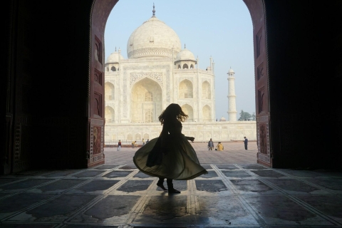 From Mumbai: Taj Mahal Private Tour with Return Flight Private Tour - Lunch/Entry Fee