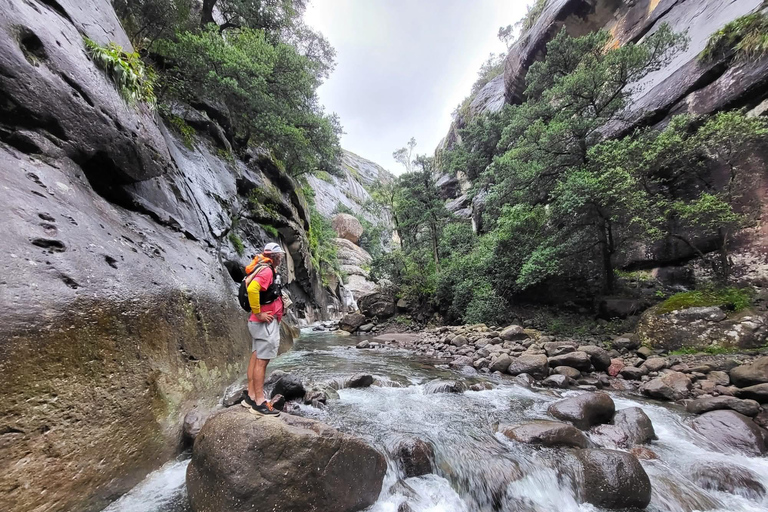 Hiking Tugela Gorge - Highest Waterfall in the world