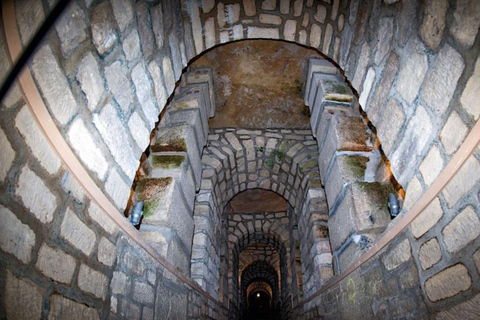 Paris Catacombs Guided Tour With Restricted Rooms Paris: Skip-the-Line Catacombs Tour with Restricted Areas