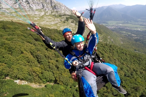 Bovec: Tandem-Gleitschirmfliegen in den Julischen Alpen