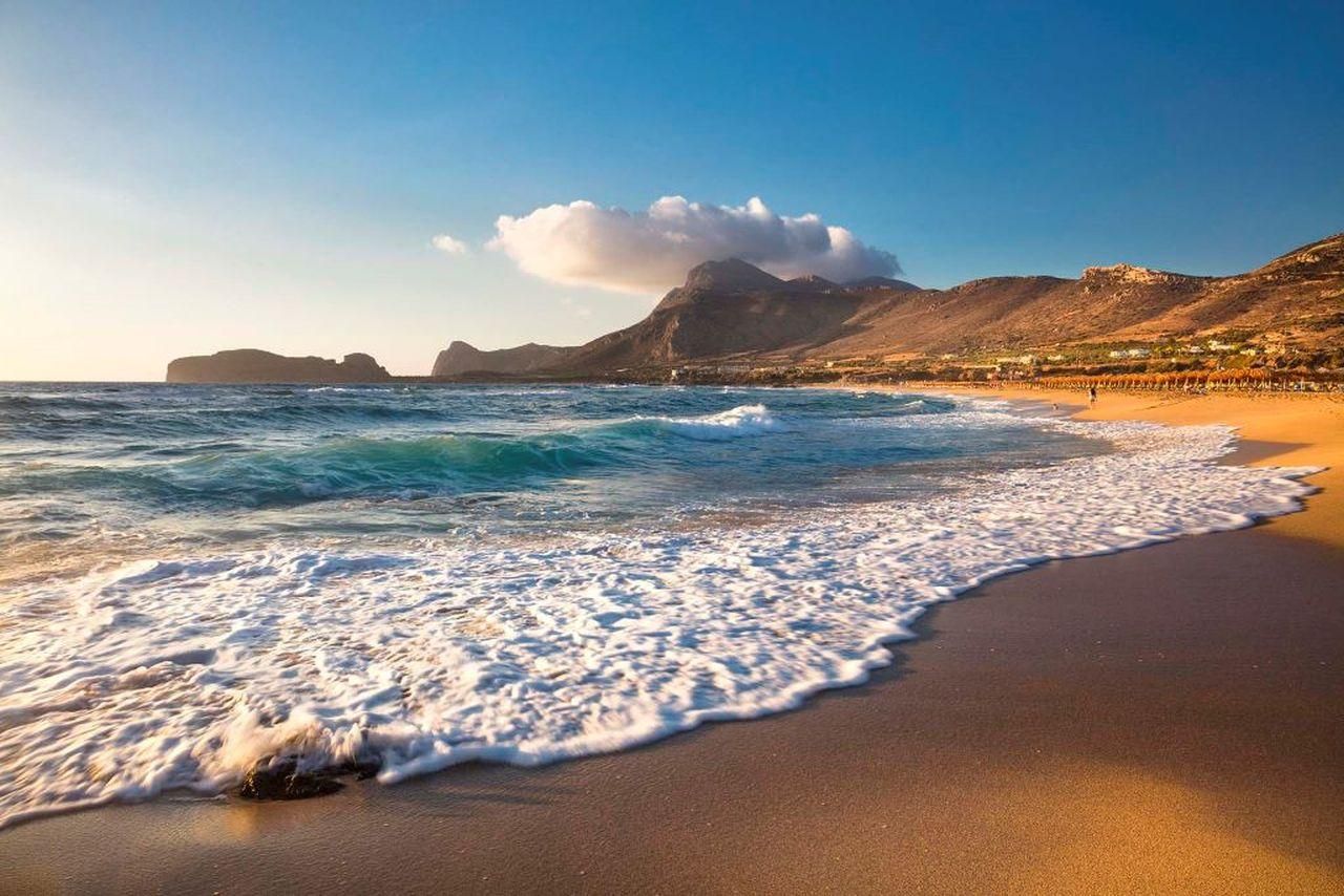 Ab Chania: Strand von Falassarna und Ausflug bei Sonnenuntergang mit Liegestühlen