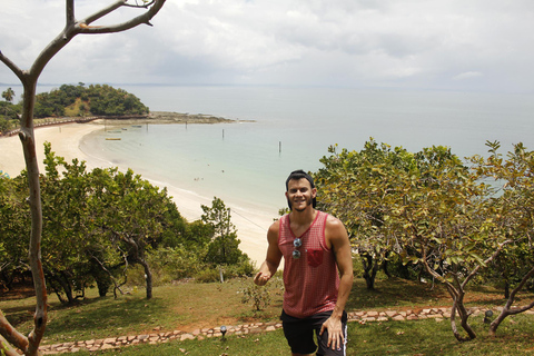 Dos Frades e Islas Itaparica en GoletaDe habla hispana