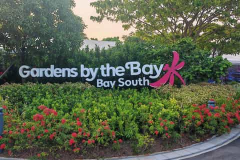 Science Marvels of Gardens by the Bay & Flower Dome - Image 3