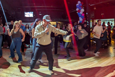 Quito: LaVOE Salsa Workshop & Party