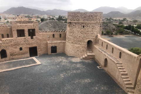 Desde Dubai: Tour de la ciudad de Fujairah por la Costa EsteTour de la ciudad de Fujairah por la costa este con almuerzo