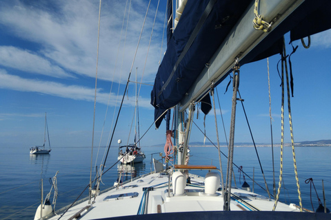 Thessaloniki: Private Sailing Cruise with Swim Stops