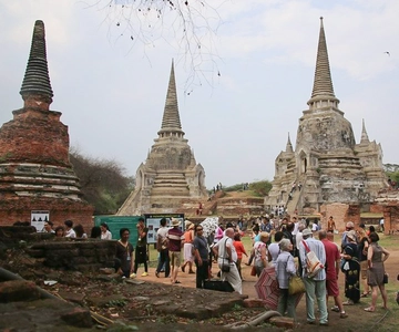 Colors of Ayutthaya: UNESCO Heritage 6 hour Bicycle Tour