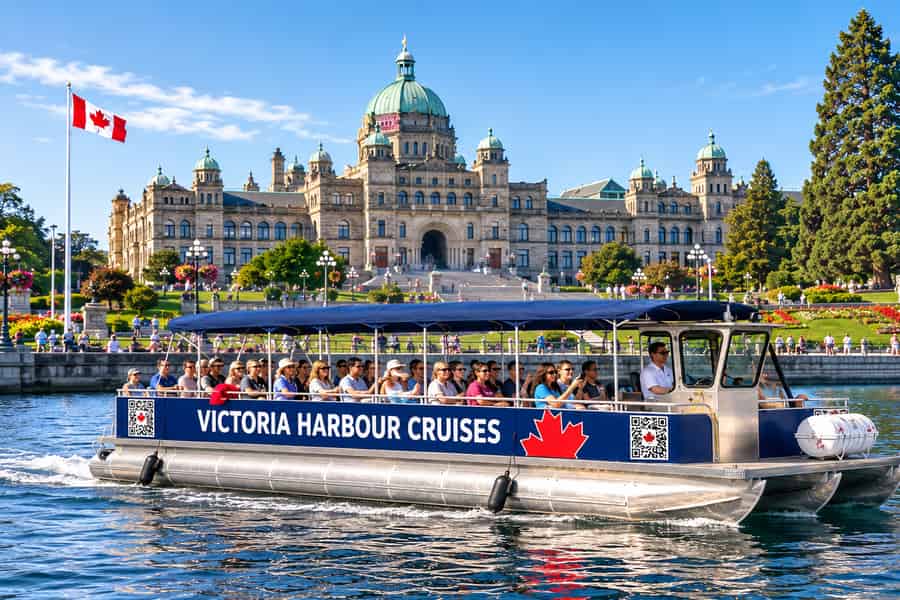 NEU: 75-minütige Bootstour im Hafen von Victoria mit Live-Tourguide. Foto: GetYourGuide NEU: 75-minütige Bootstour im Hafen von Victoria mit Live-Tourguide. Foto: GetYourGuide