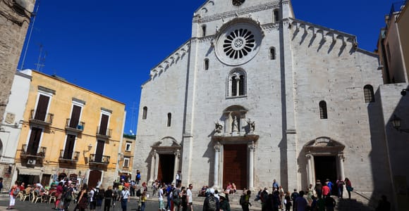 Bari: Admission to the Cathedral and the treasures of the Exultet Museum