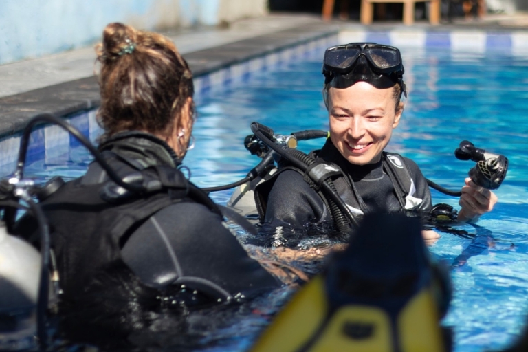 Z Baku: doświadczenie nurkowania dla początkujących