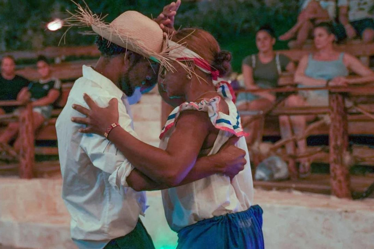 Buggies notturni e cenote tainoBuggy notturni e cenote taino