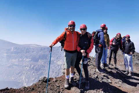 Mount Etna: Vandring till toppen 3400 meter från norra sidan