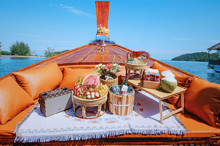 كرابي: جولة على متن قارب فاخر لمشاهدة غروب الشمس في 7 جزر مع الشواء والعوالقانضم للجولة