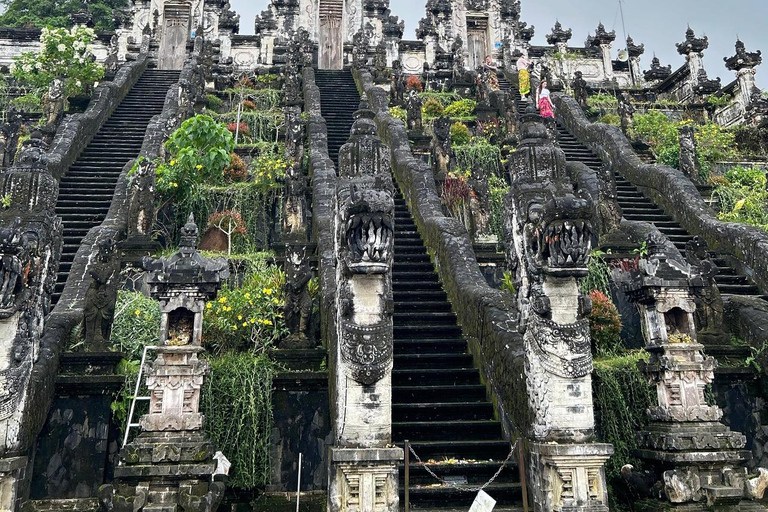 Best of East Bali: Gate of Heaven, Besakih & Water Palace
