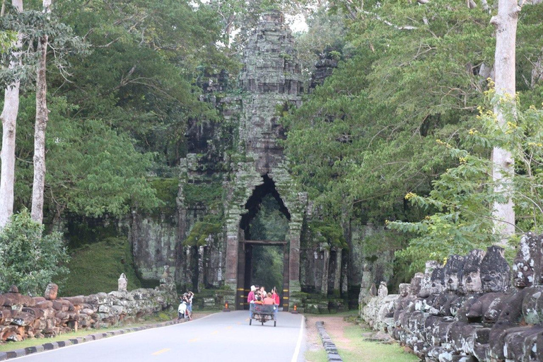 Siem Reap: Taxi privato per Angkor Wat e Piccolo Circuito