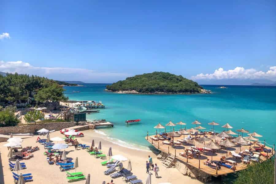 Von Vlora/Palase/Himara: Tagesausflug nach Ksamil, Blue Eye & Saranda. Foto: GetYourGuide Von Vlora/Palase/Himara: Tagesausflug nach Ksamil, Blue Eye & Saranda. Foto: GetYourGuide
