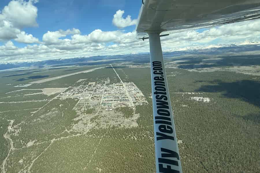 15-minütiger Yellowstone-Rundflug ab West Yellowstone. Foto: GetYourGuide