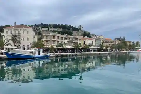 Athens: Mycenae and Nafplio Luxury Van Tour