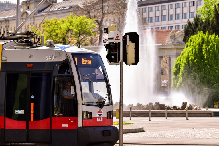 Vienne : EasyCityPass avec transports publics et réductionsEasyCityPass Vienne 24 heures