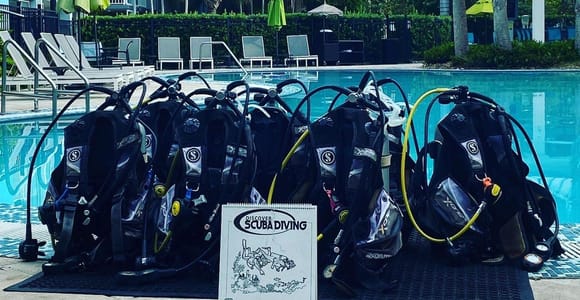 Southpoint Divers: 1-Day Discover Scuba Diving Course