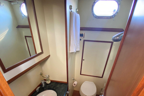 TAVOLARA TOUR WITH 15 METERS VINTAGE SAILBOAT WITH APERITIF