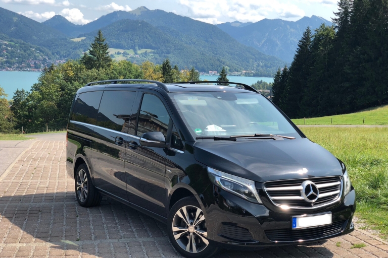 Visita privada al Castillo de Neuschwanstein en furgoneta Mercedes (1-6pax)