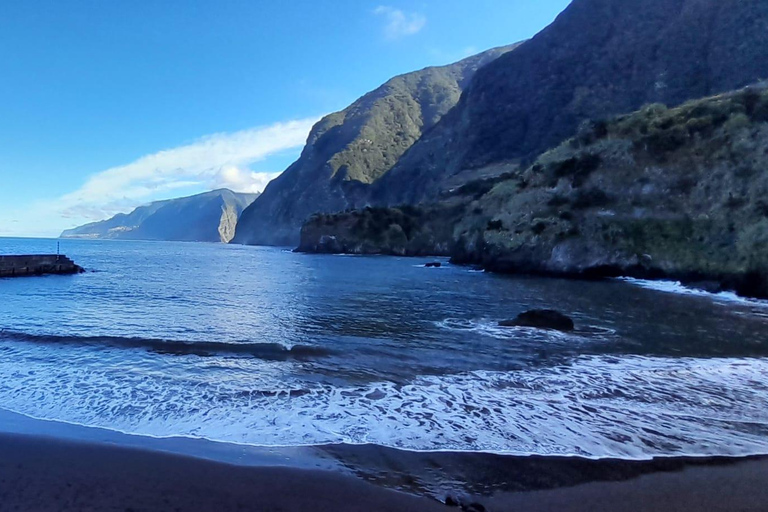 Madeira: Private 4x4 Nature Tour with a Guide Madeira: Private 4x4 Nature Tour with Guide