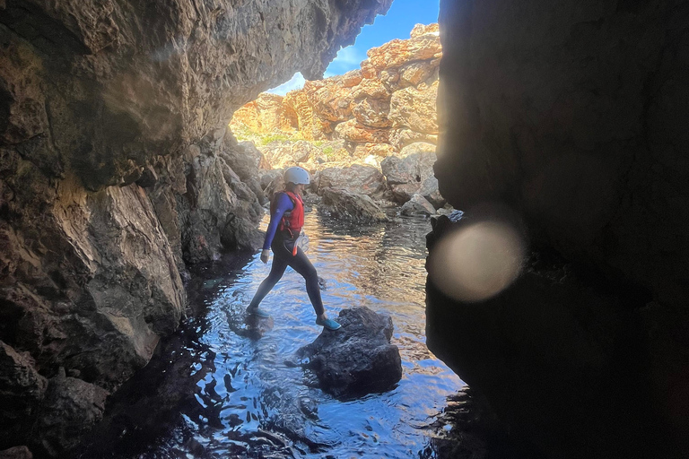 Esperienza di coasteering a Ibiza