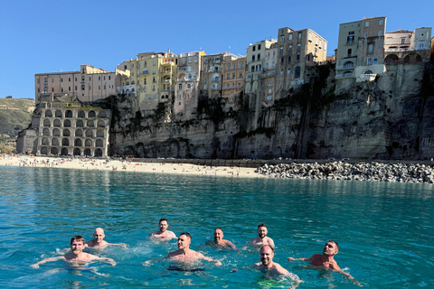 Tropea: Essence of the Coast of the Gods Boat Tour Max. 12 people