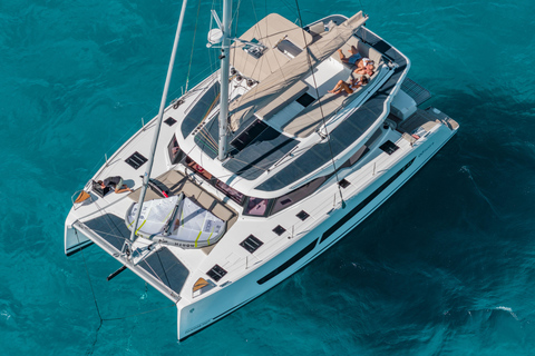 Luxury Catamaran Cruise Along Algarve Coast Half-day Luxury Catamaran Experience - Portimão