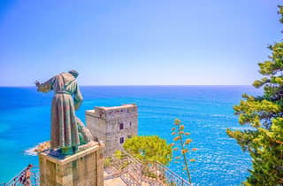 Von Mailand aus: Nationalpark Cinque Terre mit Limoncino-Verkostung