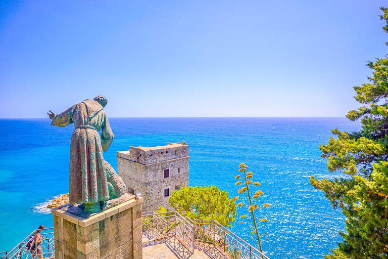 From Milan:Cinque Terre National Park with Limoncino Tasting Cinque Terre From Milan: Low Cost Spanish Tour