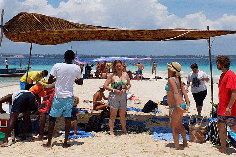Zanzibar: Prison Island and Nakupenda Sandbank Day Trip