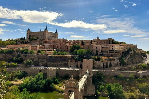 Toledo: Private Walking Tour with a Local Guide