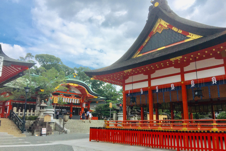 Kioto: Visita guiada al Santuario de Fushimi Inari y al Monte Inari