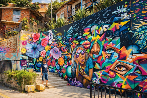 Medellín: Half-Day Tour to Comuna 13 & Exotic Fruit Market