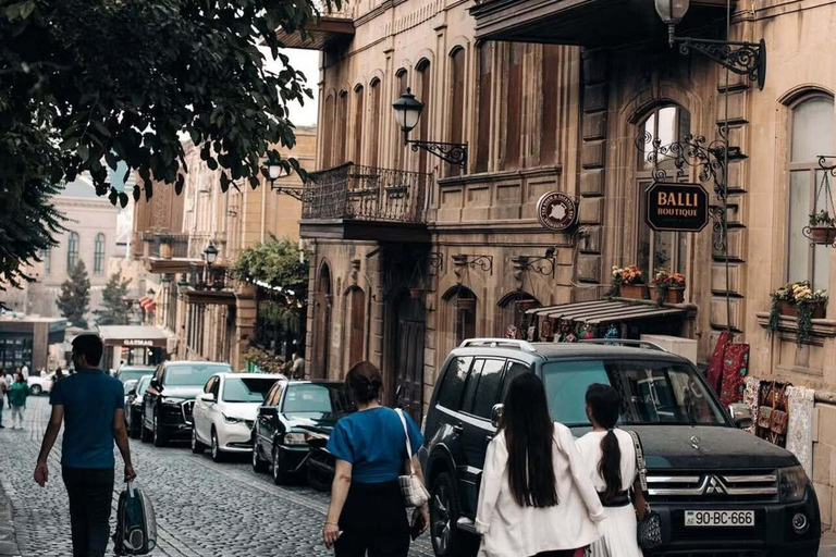 巴库：老城徒步导览与现场音乐表演巴库：老城徒步导览（含现场音乐表演）