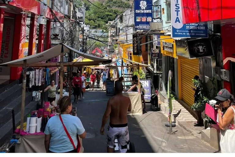 Rio de Janeiro: Private Rocinha Tour by Two Local Cousins