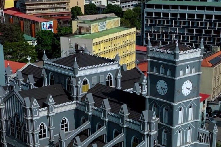 From Lagos: Ghana Castles & Kakum Park with Local Tour Guide
