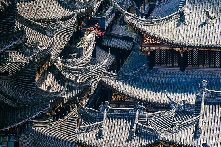Chongqing: All-Inclusive Pass to Huguang Guild Hall, Zui Bayu Show, and Tea