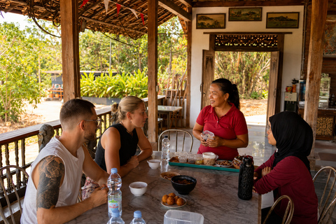 Yogyakarta: Local Market Tour & Mountain Cooking Class Hotel Pickup (Afternoon Sunset Class & Dinner)