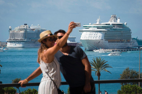 Cagliari, Tour for Cruise Passengers: Boat, Sea, and Historic Center, Stress-Free Cagliari, cruise ship tour: boat, sea, and historic center, stress-free