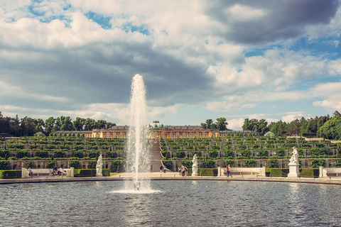 Berlin : Visite guidée privée de Potsdam - Visite privée en voiture