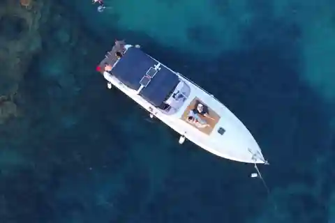 Cruzeiro de dia inteiro em Comino e na Lagoa Azul a partir de Gozo e Cirkewwa